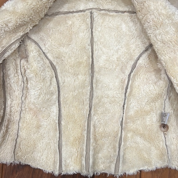 80’s Vintage leather coat with acrylic plush Sherpa lining . Very good condition - Picture 4 of 8